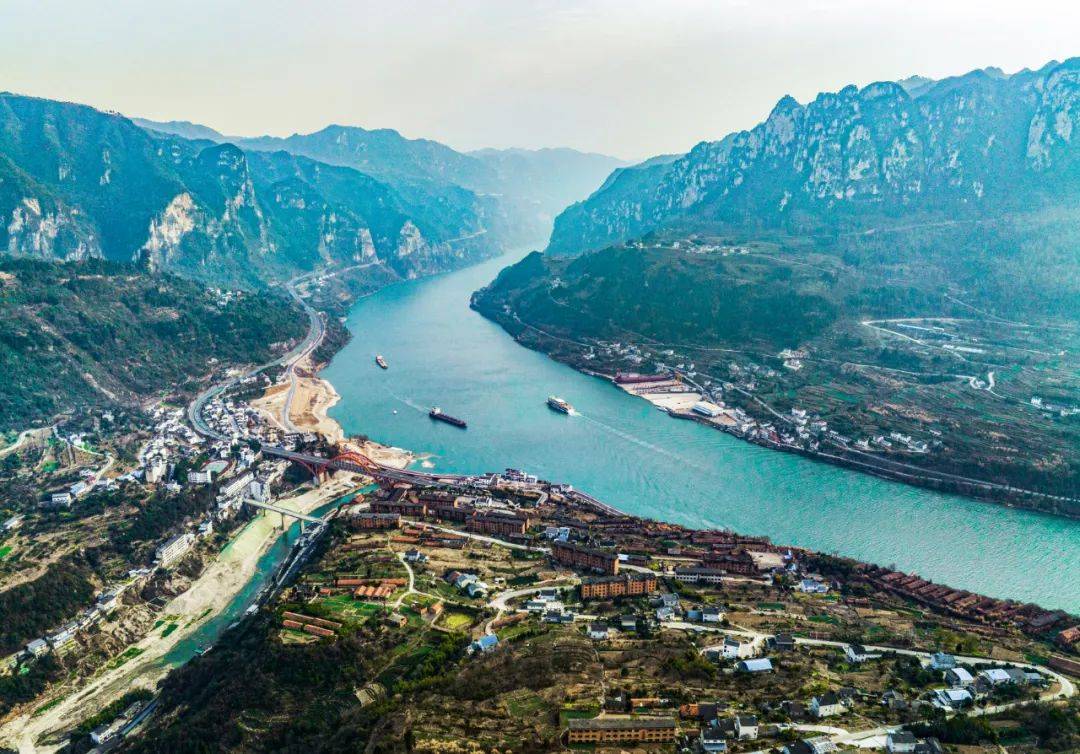 湖北，绿意盎然的仙境湖北